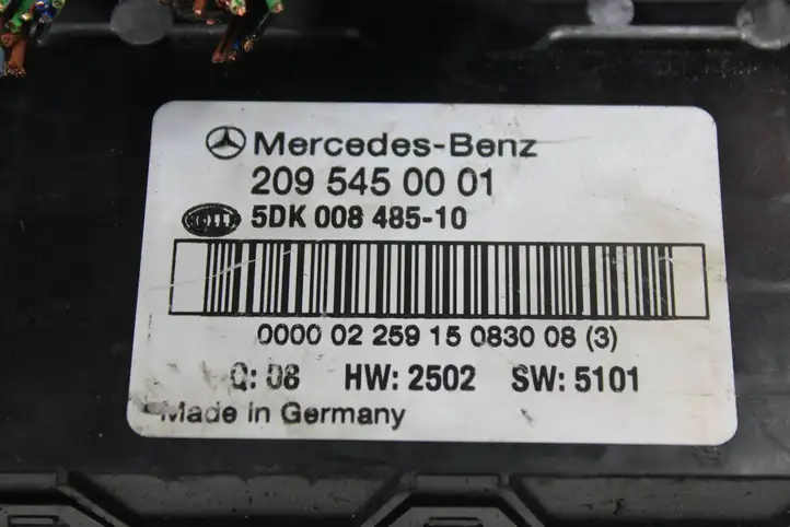Mercedes-Benz CLK A209,C209 (2002 - 2009) 2095450001 Блок предохранителей — фото 4