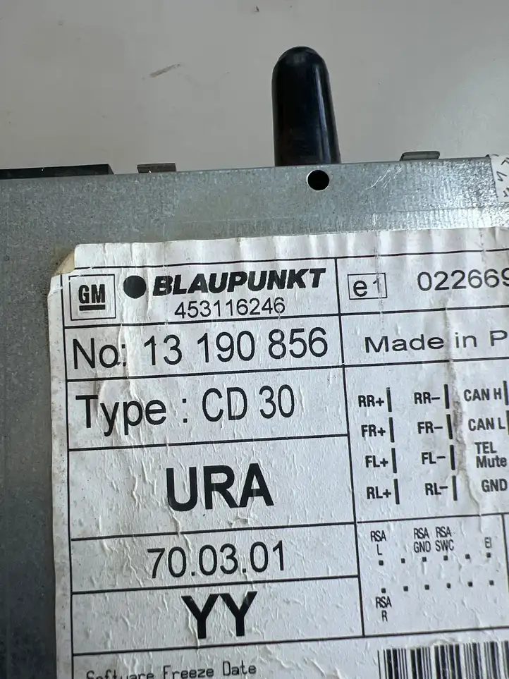 Opel Astra H (2004 - 2009) 13190856 Магнитола / мультимедийная система — фото 6