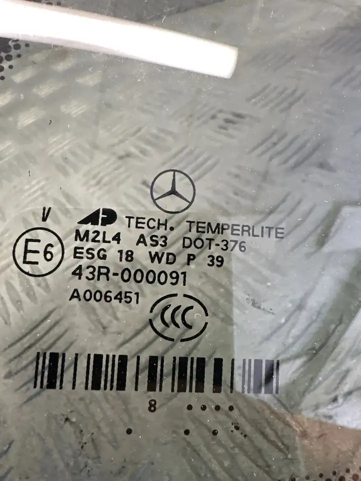 Mercedes-Benz ML W164 (2005 - 2011) 43R000091 Заднее боковое стекло — фото 2
