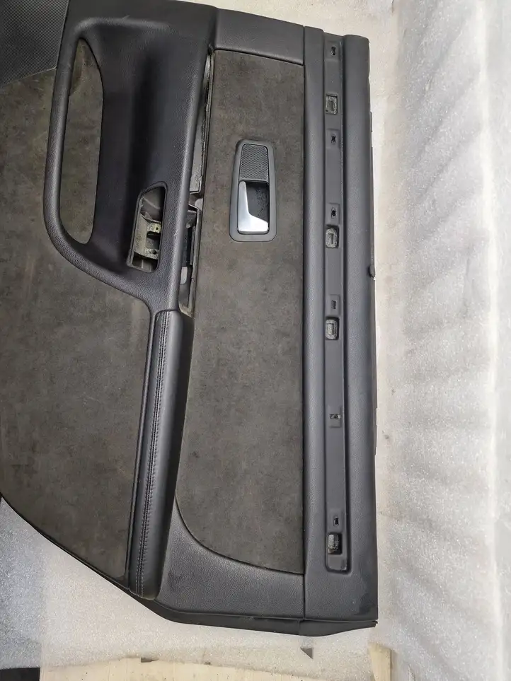 Audi A8 S8 D2 4D (1999 - 2002) Обшивка задней двери — фото 2