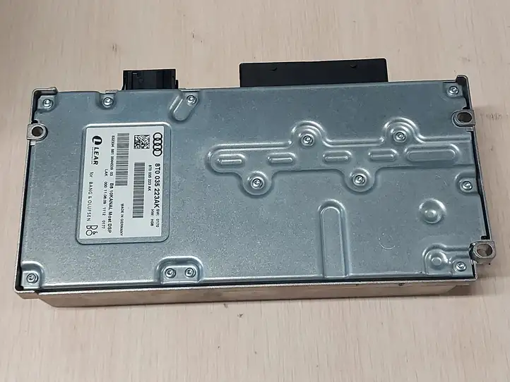 Audi A4 S4 B8 8K (2007 - 2011) 8T0035223AK Усилитель звука — фото 4
