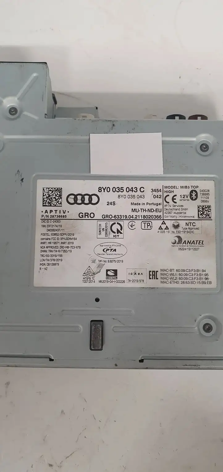 Audi A3/S3 8Y (2020 - ) 8Y0035043C Магнитола / мультимедийная система — фото 4