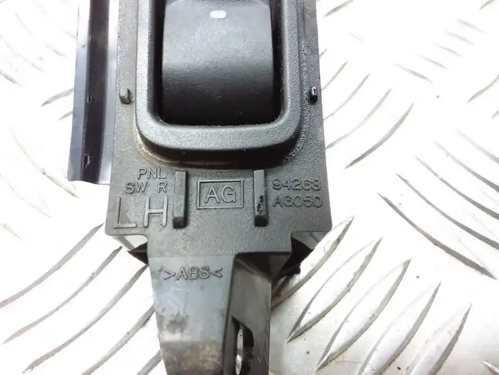 Subaru Legacy (2003 - 2009) 94263 Кнопка стеклоподъемников — фото 3