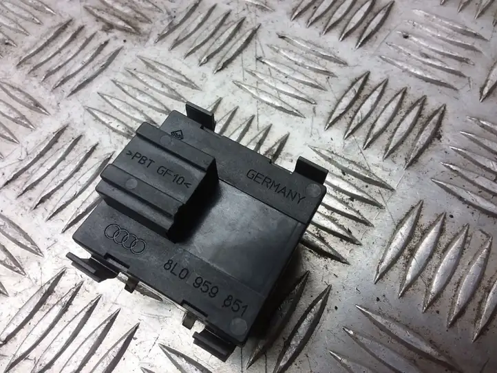 Audi A3/S3 8L (2000 - 2003) 8L0959851 Кнопка стеклоподъемников — фото 2