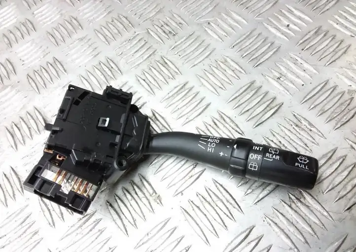 Toyota Corolla Verso AR10 (2004 - 2009) 8465205170 Переключатель стеклоочистителей — фото 2