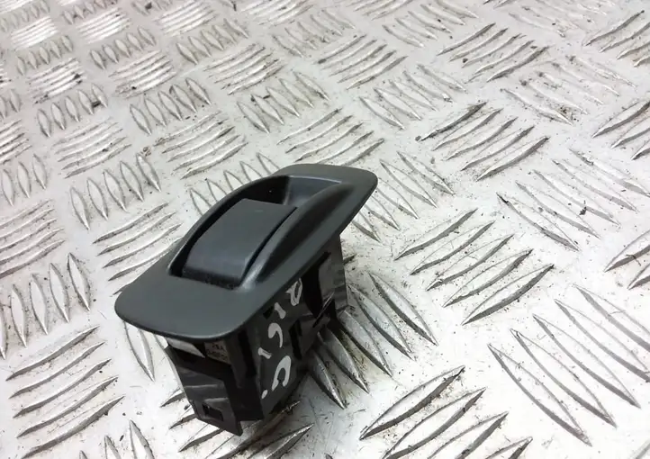 Toyota Corolla Verso AR10 (2004 - 2009) 848100F010 Блок кнопок стеклоподъемников — фото 2