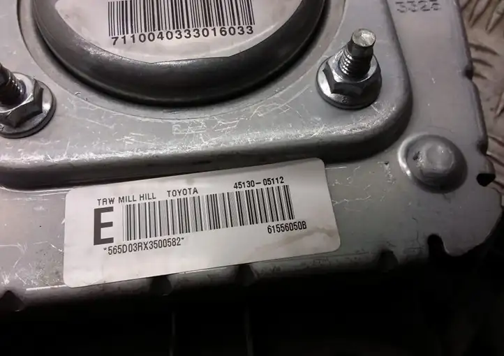 Toyota Avensis T250 (2003 - 2006) 4513005112 Подушка безопасности руля — фото 6