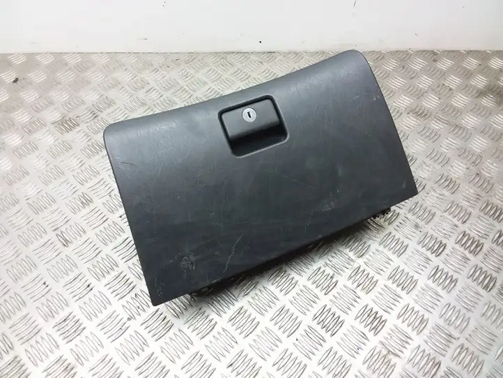 Toyota Corolla E120 E130 (2000 - 2004) Бардачок в сборе — фото 1