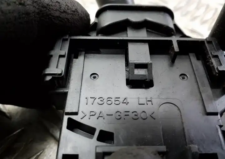 Toyota Avensis T250 (2003 - 2006) 173654LH Переключатель стеклоочистителей — фото 5