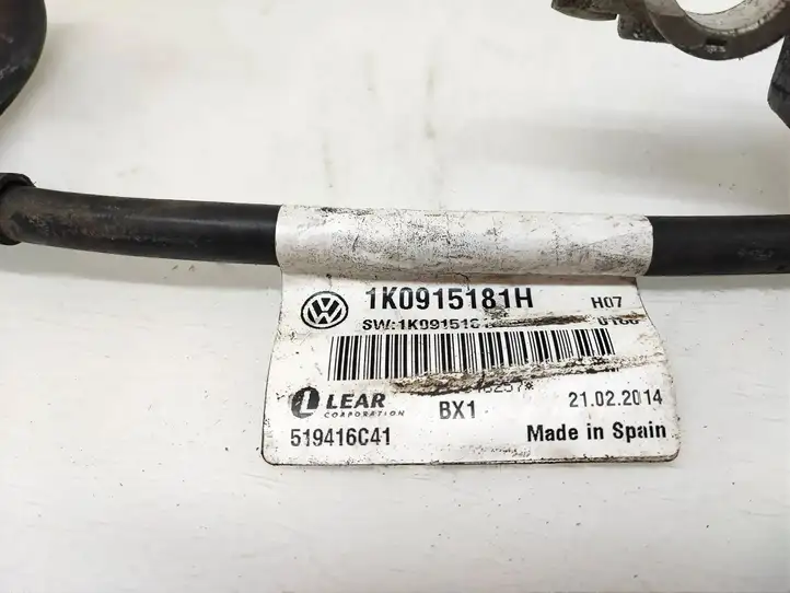 Volkswagen PASSAT B7 (2011 - 2014) 1K0915181H Плюсовой провод аккумулятора — фото 5