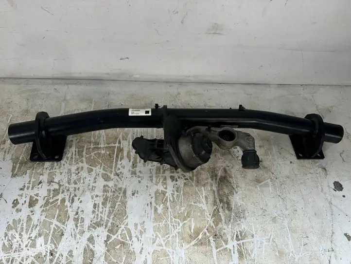 Volvo XC60 (2017 - ) 31439393 Комплект буксировочного крюка — фото 1