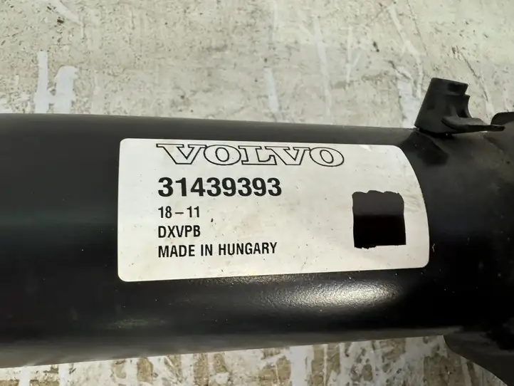 Volvo XC60 (2017 - ) 31439393 Комплект буксировочного крюка — фото 2