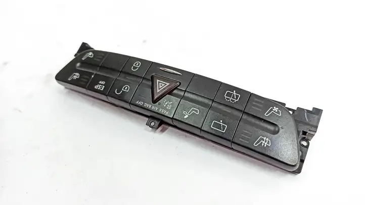 Mercedes-Benz E W211 (2002 - 2009) 2118218058 Включатель аварийных фонарей — фото 18