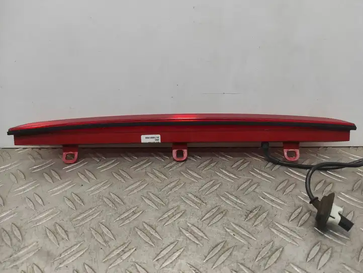 Audi A6 Allroad C7 (2012 - 2014) 4G9945097 Дополнительный стоп фонарь — фото 3