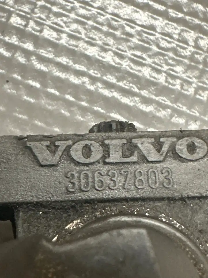 Volvo XC90 (2006 - 2014) 30637803 Датчик положения коленвала — фото 3