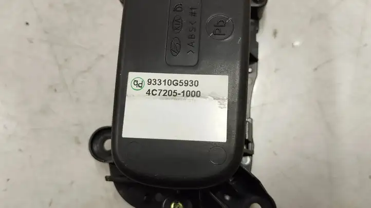 Kia Niro (2016 - ) 4c72001400 Кнопка обогрева рулевого колеса — фото 4