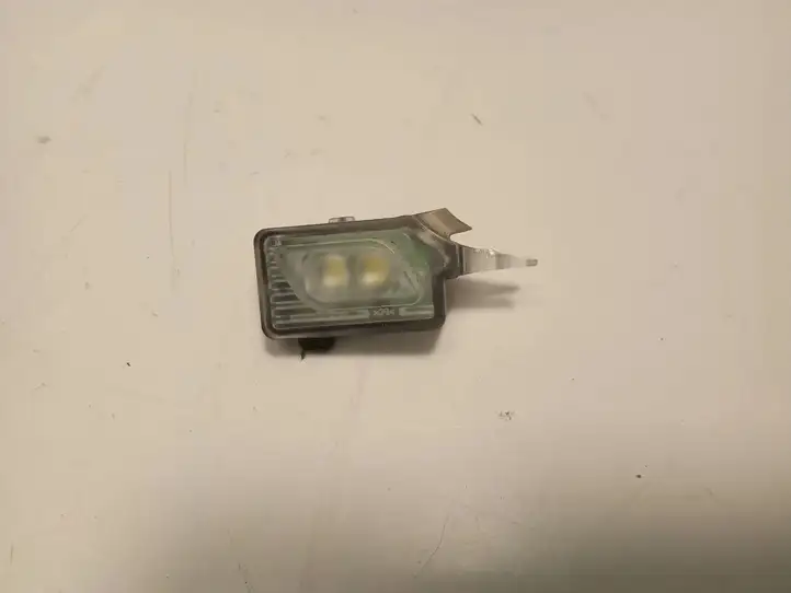 Audi A4 S4 B9 (2015 - 2019) 8W0947133 Подсветка рукоятки передней двери (наружняя) — фото 3
