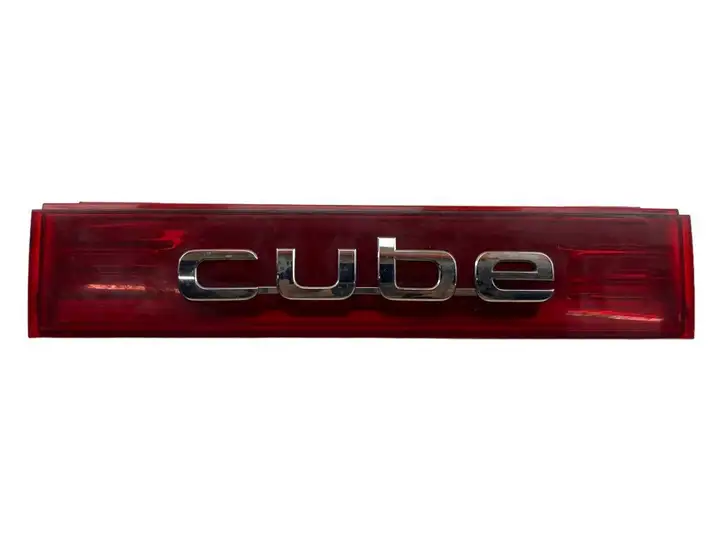 Nissan Cube Z12 (2008 - 2014) P8244 Эмблема производителя — фото 1