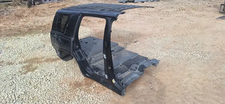 Cadillac Escalade IV (2014 - 2019) Кузов — фото 1