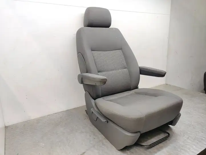 Volkswagen Multivan T5 (2003 - 2015) 7H0881303E Переднее сиденье пассажира — фото 4