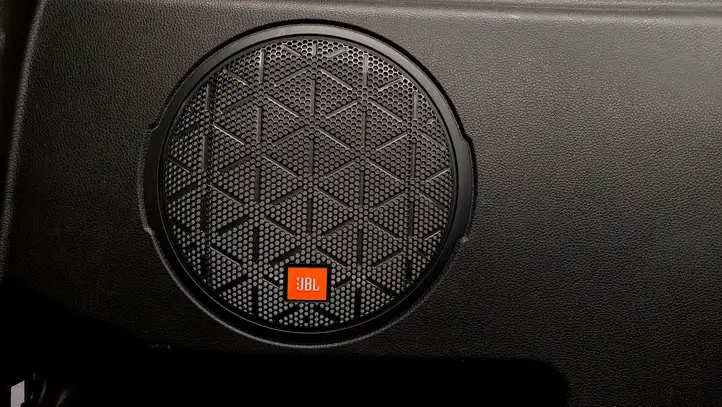 Toyota RAV 4 (XA50) (2018 - ) 6474042141 Прочая отделка багажника — фото 2