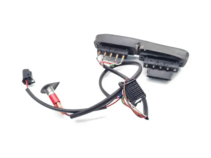 Mercedes-Benz Vito Viano W639 (2010 - 2015) 6398200654 Контакт двери — фото 5
