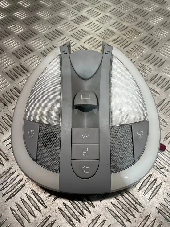 Mercedes-Benz E W211 (2002 - 2009) A2118205401 Передняя подсветка — фото 4
