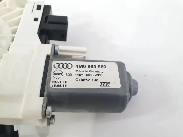Audi Q7 4M (2015 - ) 4M0863560 Механизм шторки багажника — фото 9