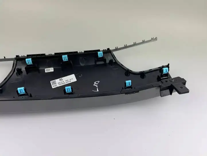 Renault Arkana (2019 - ) 682113392R Боковой воздушный дефлектор — фото 4