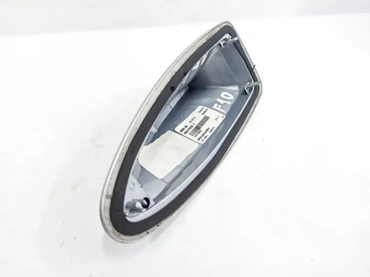 BMW 5 F10 F11 (2009 - 2016) 9175356 Крышка GPS-антенны — фото 3