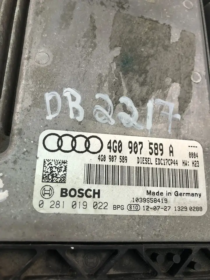 Audi A6 C7 (2011 - 2014) 4G0907589A Блок управления двигателем (ECU) — фото 4
