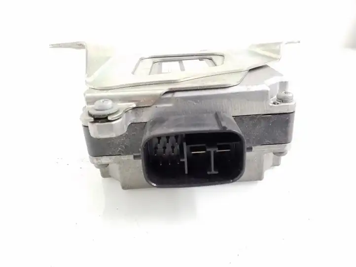 Lexus GS 300 350 430 450h (2004 - 2007) 892B030012 Блок управления активным стабилизатором — фото 2