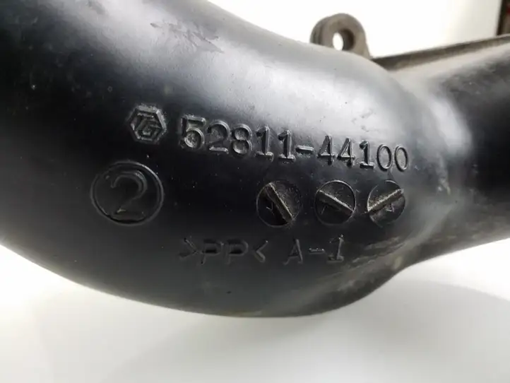 Toyota Avensis Verso (2001 - 2004) 5281144100 Детали воздухозаборника — фото 3
