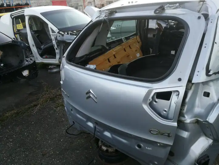Citroen C4 I Picasso (2006 - 2013) Крышка багажника — фото 4