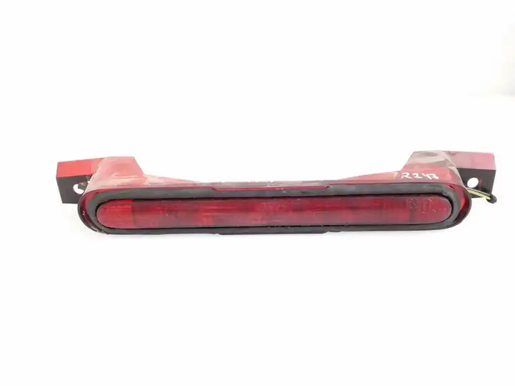 Ford Focus (1998 - 2004) XS4X13A613BB Дополнительный стоп фонарь — фото 1