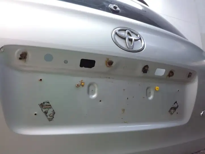 Toyota Avensis T250 (2003 - 2006) Крышка багажника — фото 5