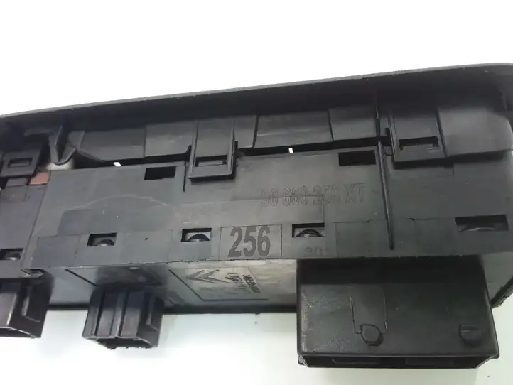 Citroen C5 (2008 - 2017) 96660256XT Кнопка стеклоподъемников — фото 3