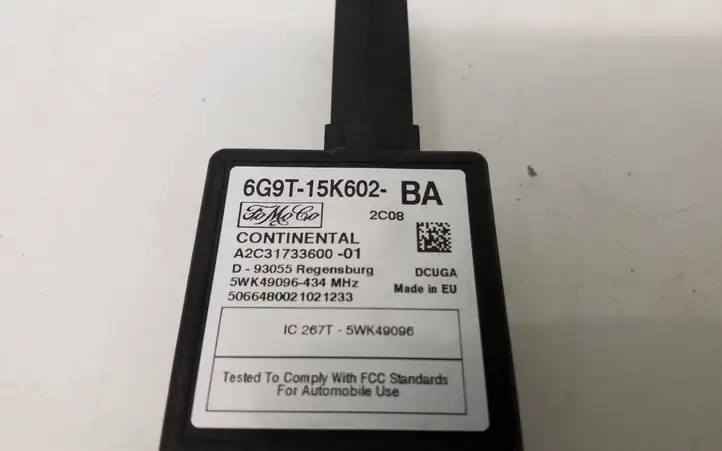 Ford Focus (2011 - 2015) 6G9T15K602BA GPS антенна — фото 5