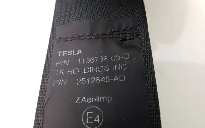 Tesla Model X (2015 - 2021) 113673805D Передний ремень безопасности — фото 7