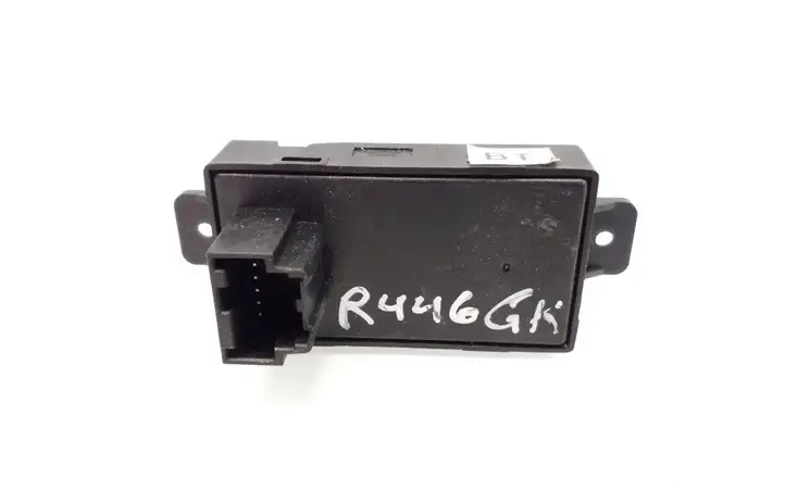 Opel Antara (2006 - 2011) 202007457 Блок кнопок стеклоподъемников — фото 4