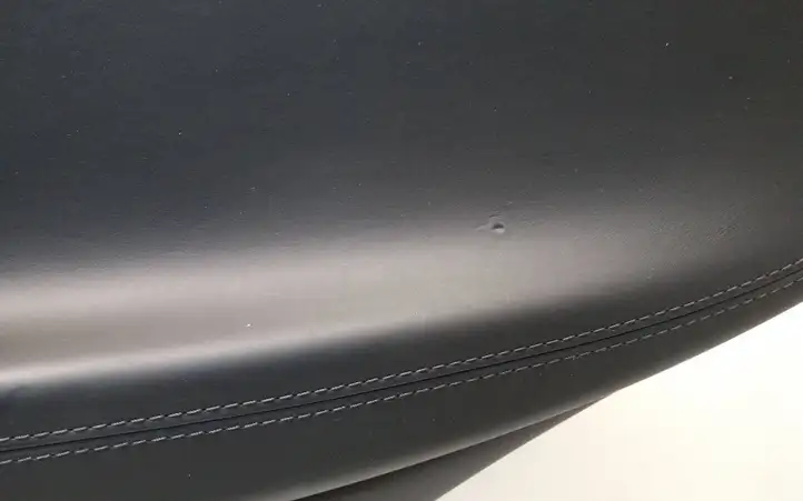 Tesla Model X (2015 - 2021) 105800401F Обшивка задней двери — фото 5