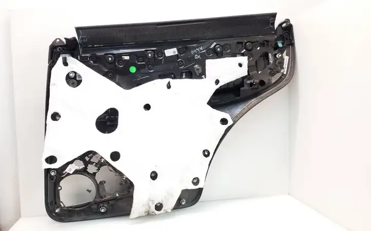 Tesla Model X (2015 - 2021) 105886717C Обшивка задней двери — фото 8