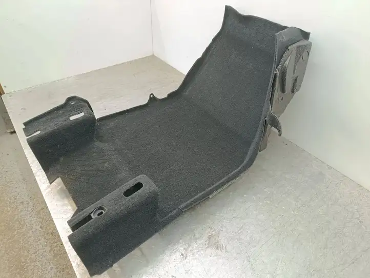 Tesla Model Y (2019 - 2024) 149306000H Передний коврик салона — фото 1