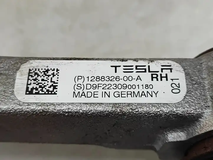 Tesla Model Y (2019 - 2024) 128832600A U-образный рычаг подвески — фото 8