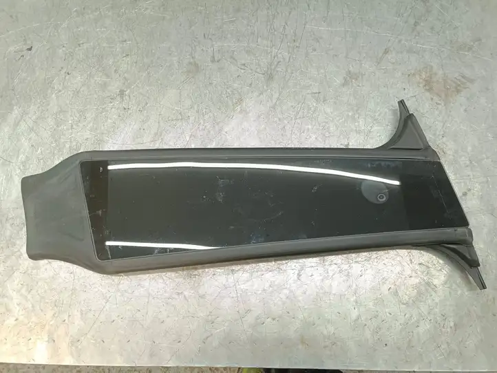 Tesla Model Y (2019 - 2024) 151625500E Наружная накладка стойки B — фото 1