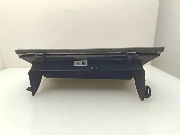 BMW 4 G22 G23 G24 G26 (2020 - ) 809489604 Крышка бардачка — фото 4