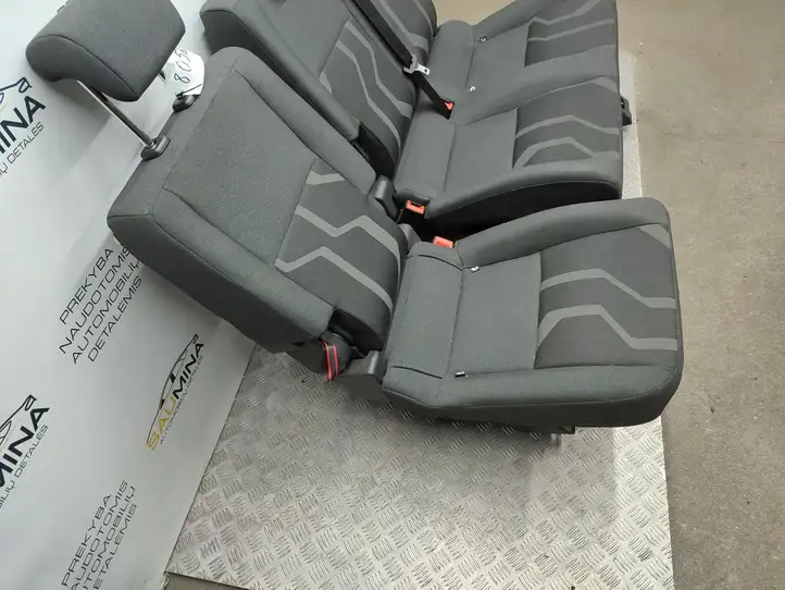 Ford Transit - Tourneo Connect (2009 - 2017) Второй ряд сидений — фото 25