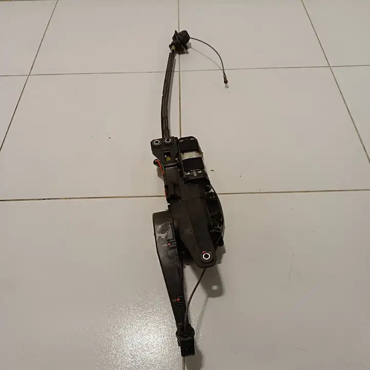 Seat Alhambra (Mk2) (2010 - 2017) 7N0843385Q Электродвигатель боковой раздвижной двери — фото 2