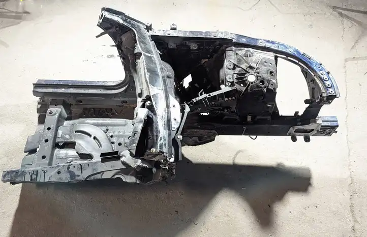 BMW 7 G11 G12 (2015 - 2022) Лонжерон кузова — фото 3