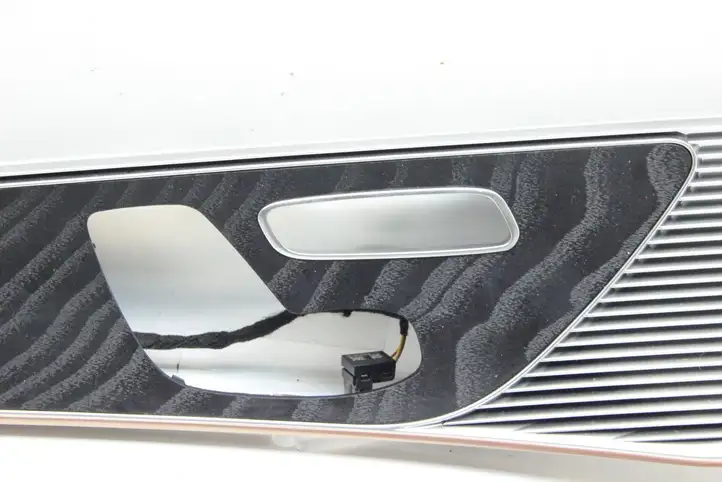 Mercedes-Benz EQC (2018 - ) A2937307600 Комплект внутренней декоративной отделки — фото 6